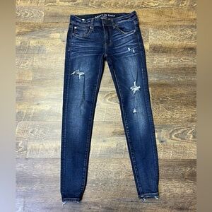 American Eagle Super Stretch Jegging Jeans Women's 4 Regular Dark Distressed